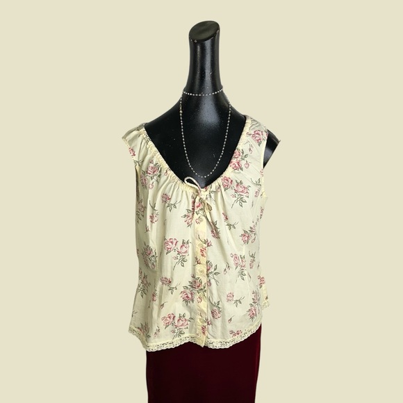 Vintage Victoria’s Secret floral milkmaid blouse - Picture 2 of 14